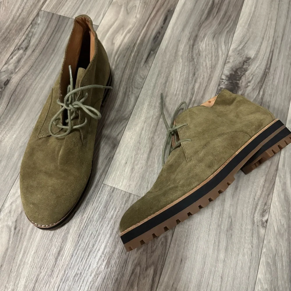 Madewell The Wren Suede Lace Up Rubber Lug Sole Boots in Golden Spinach Size 10